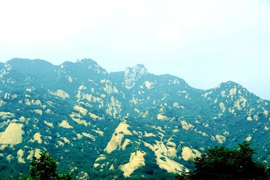 鳳凰嶺景區(qū)石山