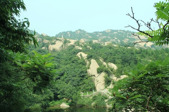 鳳凰嶺景區(qū)石山