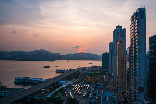 維多利亞港日出
