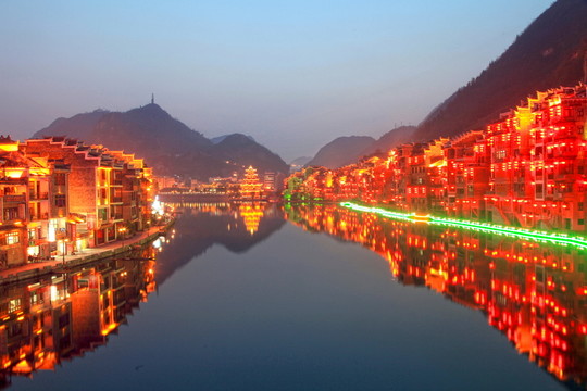 鎮(zhèn)遠古城