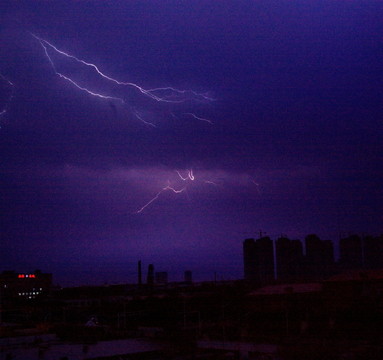 閃電