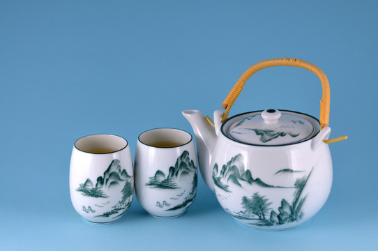 茶壺和茶碗