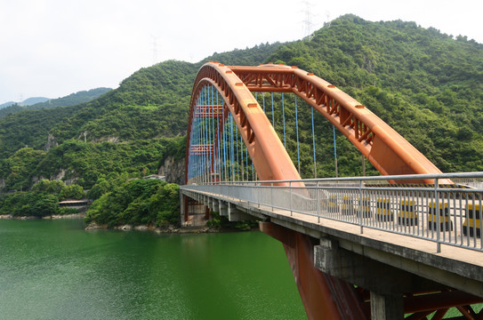 彩虹橋