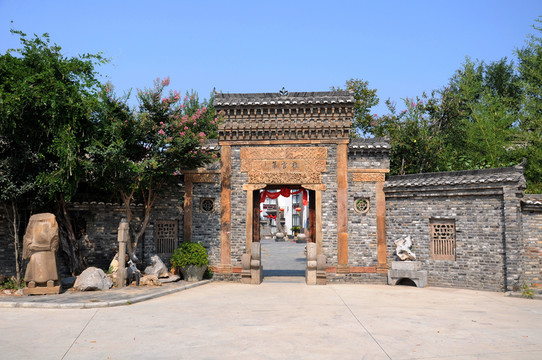 徽派建筑 青磚墻大門(mén)
