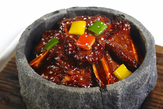 石鍋黑椒牛仔骨