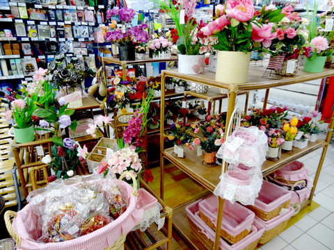 超市內(nèi)景 超市商品