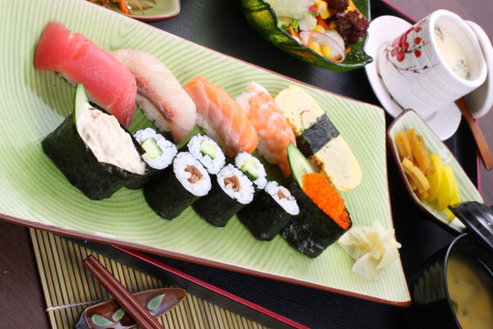生魚壽司