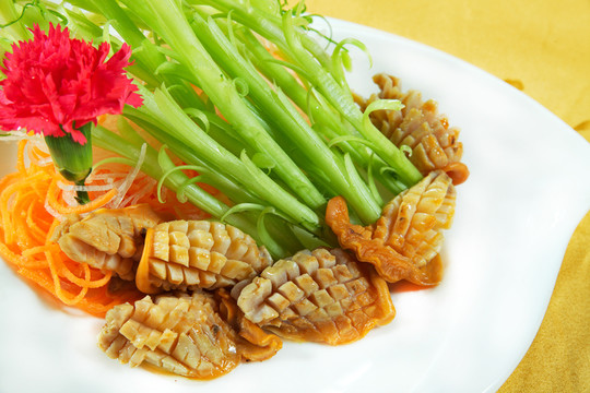 西芹魷魚卷