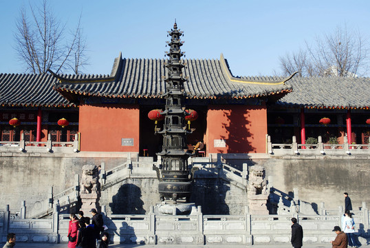 明教寺 山門 香爐 石獅