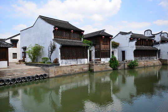 民居
