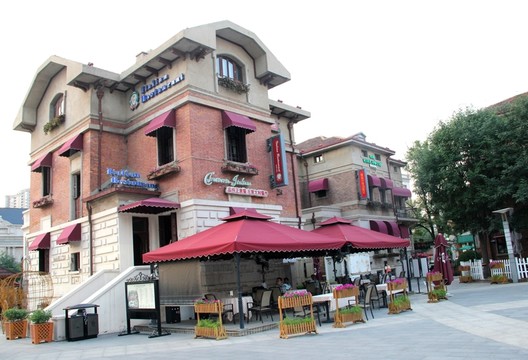天津意區(qū)風(fēng)情街建筑  天津旅游