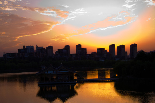 曲江夕陽