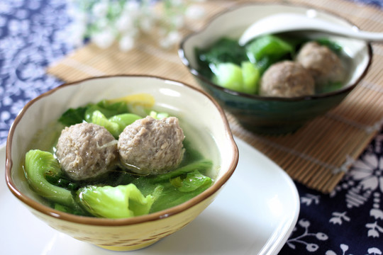 芥菜牛肉丸湯