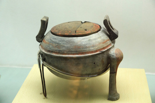 陶鼎