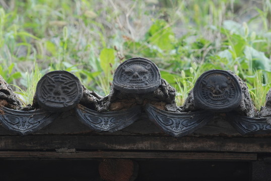屋檐瓦