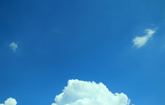 藍(lán)天白云