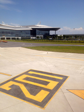 飛機場 航站樓 跑道 航空服務