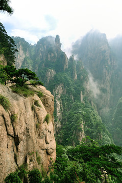 黃山奇峰