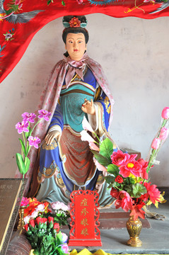 平谷丫髻山痘疹娘娘塑像