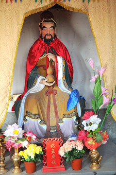 平谷丫髻山藥王扁鵲塑像