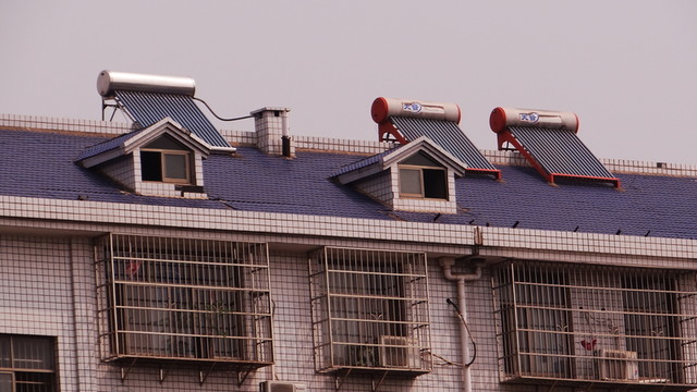 太陽能熱水器