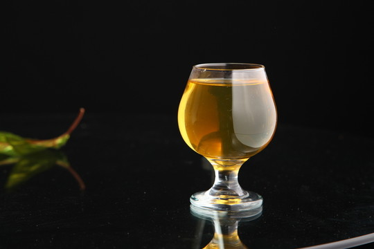 白蘭地杯 （高清大圖）