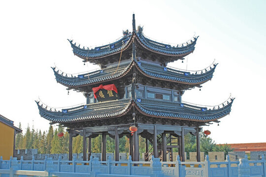 金湖大佛寺