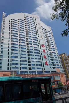 深圳建筑群 湖潤大廈