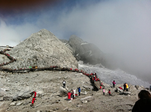 高山