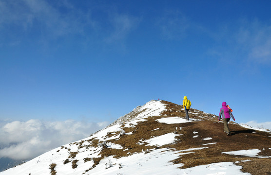 川西牛背山