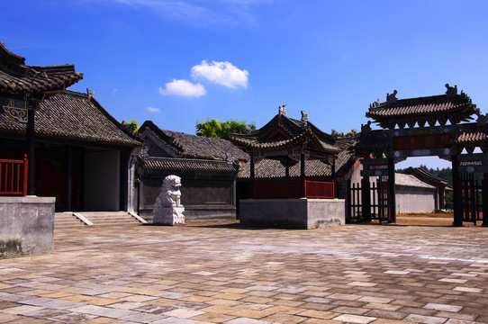 橫店