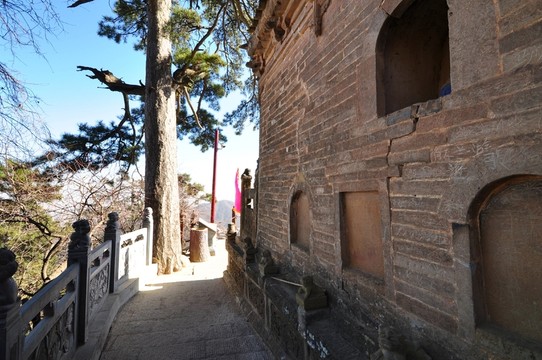 崆峒山