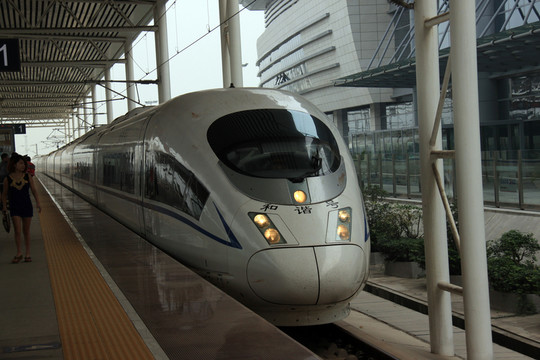 動(dòng)車組