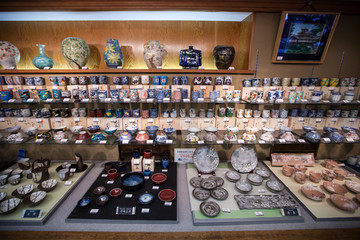 瓷器專賣店
