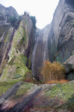 紹興東湖 箬簣山麓