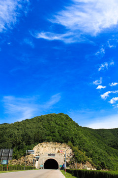 茅荊壩森林公園隧道口