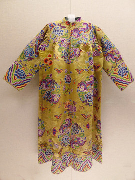 維吾爾族服飾