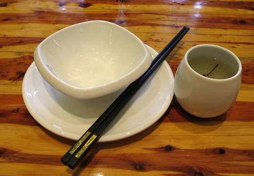 餐具