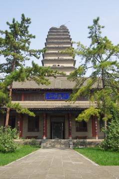 西安小雁塔