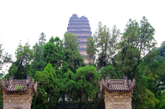 西安小雁塔