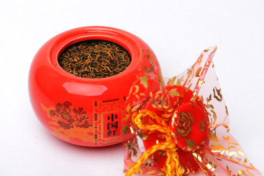 金峻眉巖茶特寫(xiě)
