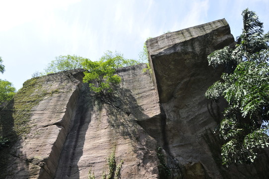蓮花山 古采石場