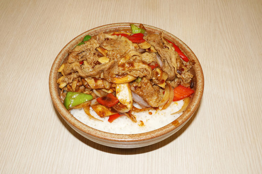 牛肉飯