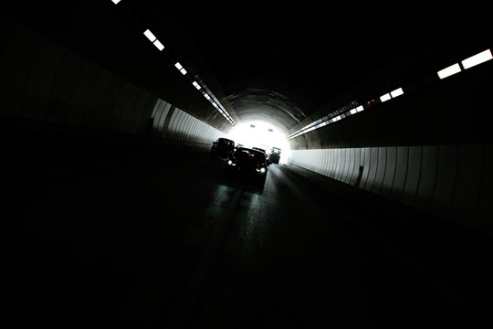 交通隧道