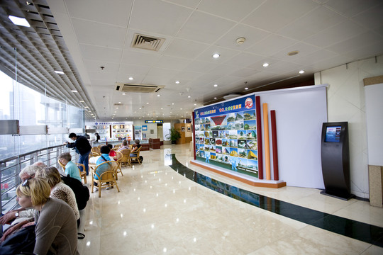 上海城市發(fā)展規(guī)劃館 室內(nèi) 展廳