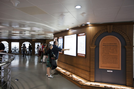 上海城市發(fā)展規(guī)劃館 室內(nèi) 展廳