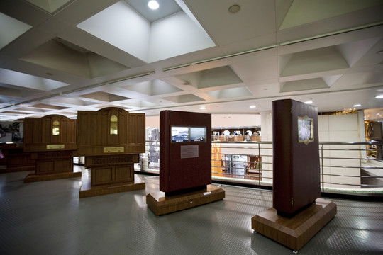 上海城市發(fā)展規(guī)劃館 室內(nèi) 展廳