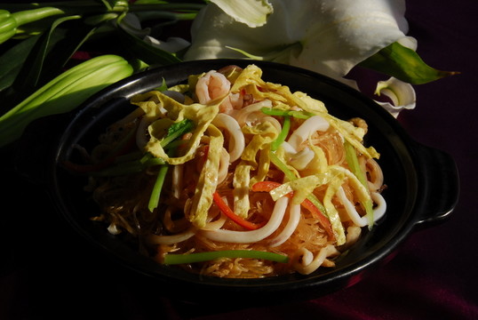 港式炒粉 粉絲煲