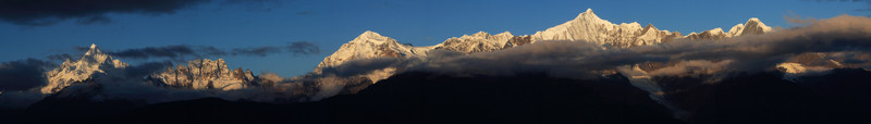梅里雪山