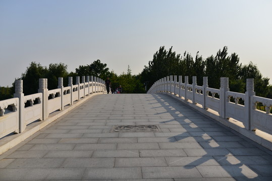 橋上 高清